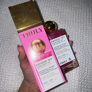 TRULY Birthday Sex Body Oil